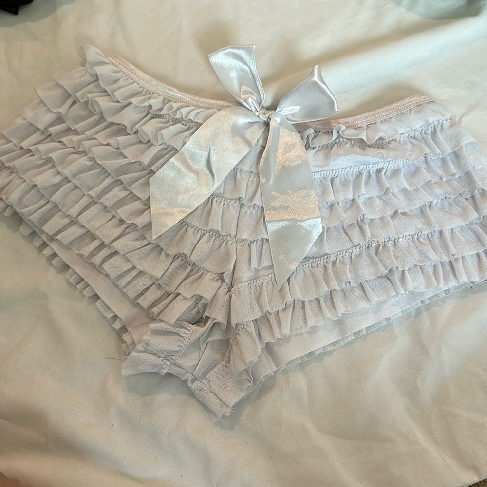 White rave bottoms